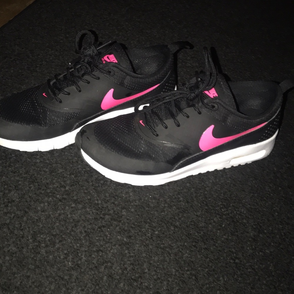 Nike thea air max